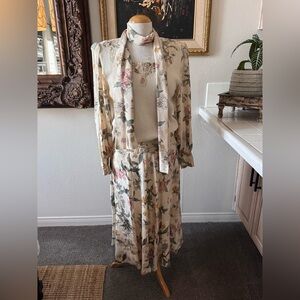 UMI Floral Two-Piece Skirt Set with Scarf